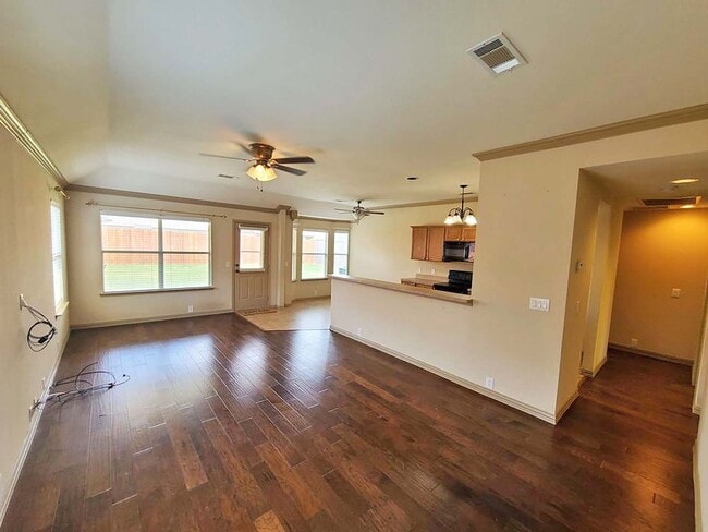 Building Photo - Great 3 Bdrm 2 Bath Home in Cross Roads Tx