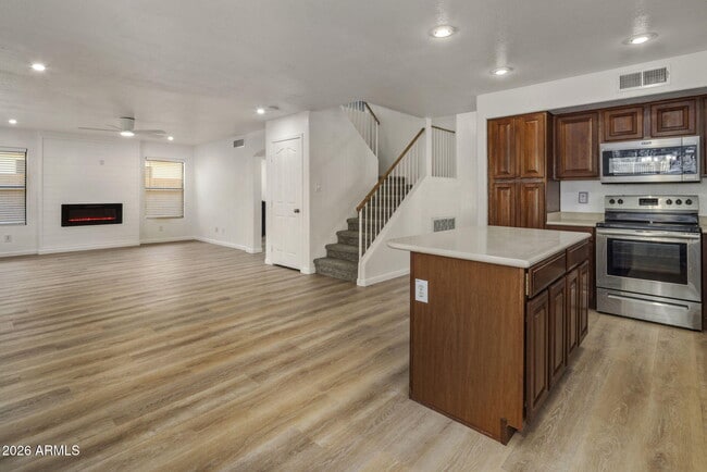 Building Photo - 9326 E Pampa Ave