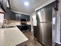 Building Photo - Three Bedroom Home in Walker