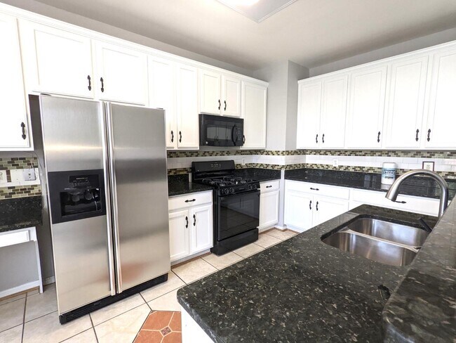 Building Photo - 13996 Khalid Ln
