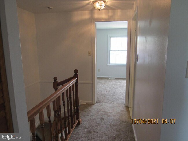 Building Photo - 9611 Heathcliff Dr