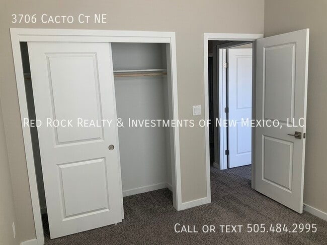 Building Photo - 3706 Cacto Ct