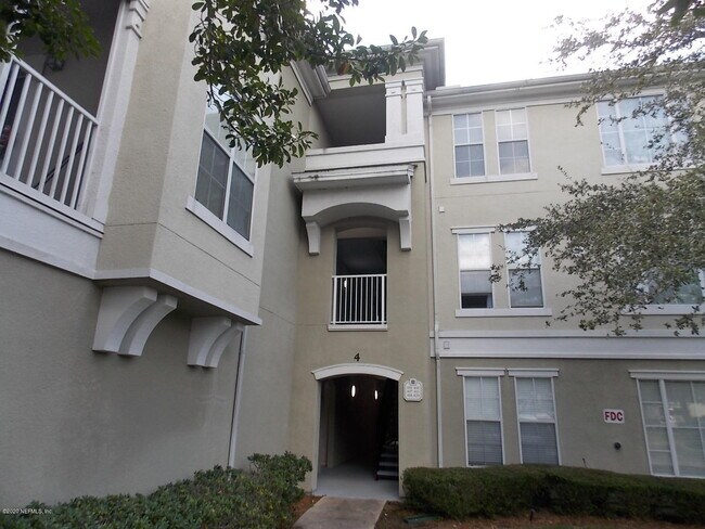 Building Photo - 1001 Monument Rd