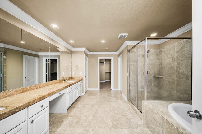 Building Photo - 13403 Preston Cliff Ct