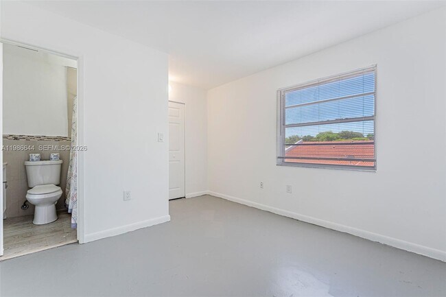 Building Photo - 15260 SW 80th St