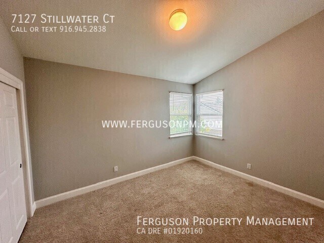 Building Photo - 7127 Stillwater Ct