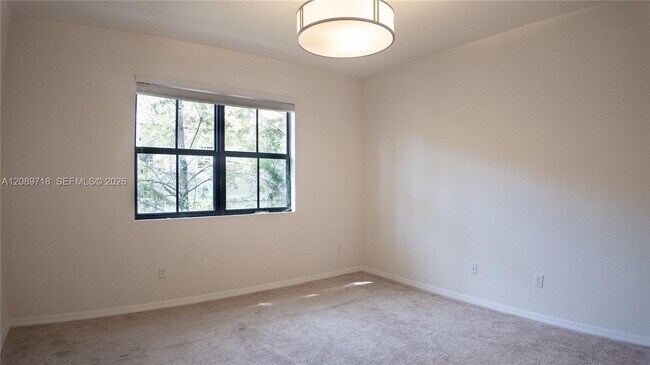Building Photo - 1042 NW 33rd Manor