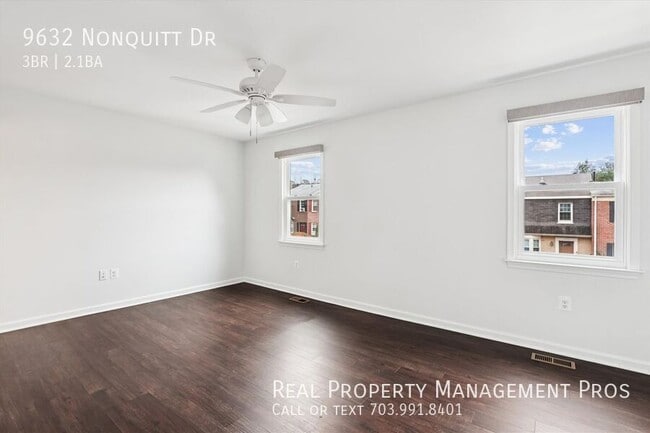 Building Photo - 9632 Nonquitt Dr