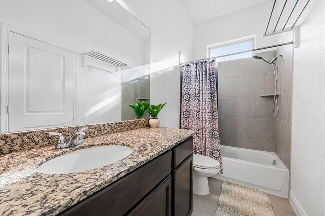 Building Photo - 504 Montalcino Ln