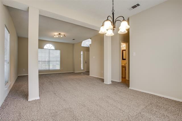 Building Photo - 1908 Walters Dr