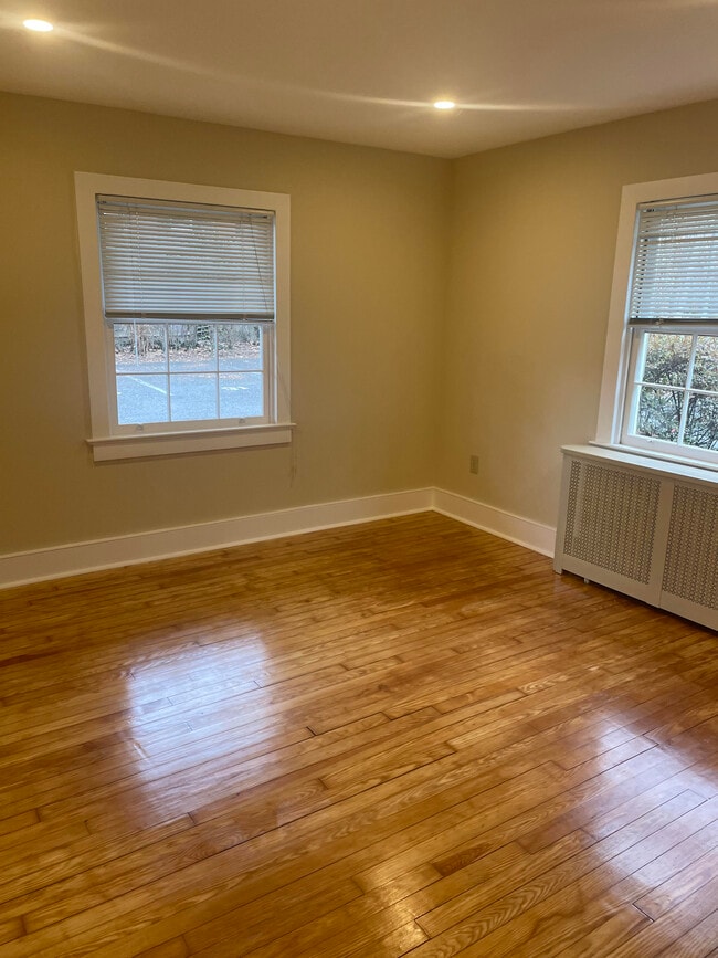 Bedroom - 181 E Court St