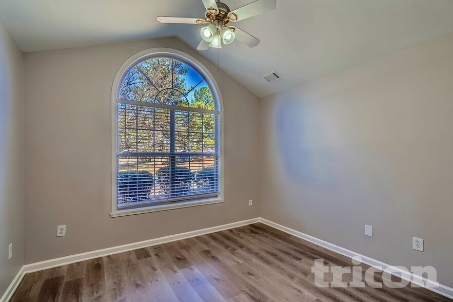 Building Photo - 891 Marta Crane Dr