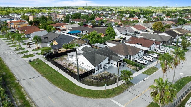 Building Photo - 13400 SW 182nd St