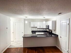 Building Photo - Renovated 1 Bedroom Condo in Westville!