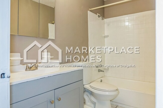 Building Photo - 5231 Haynes Dr