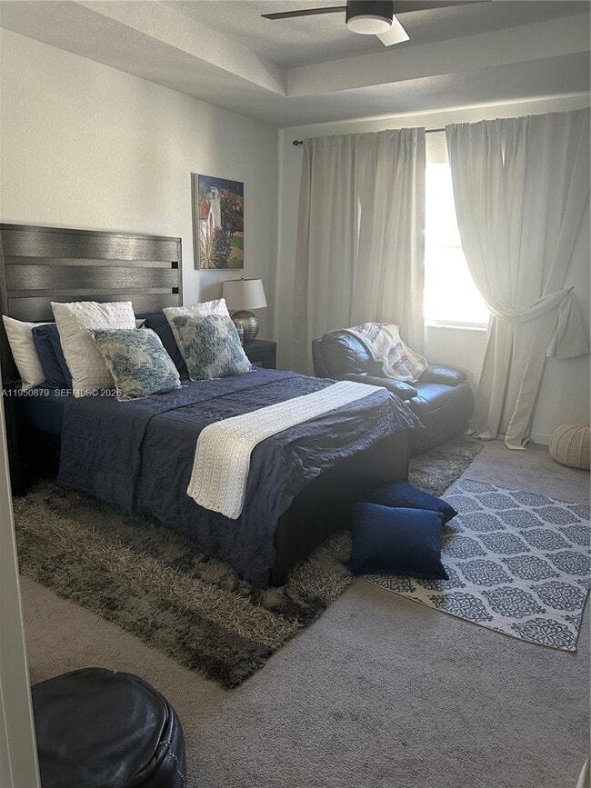 Building Photo - 2615 SE 12th St