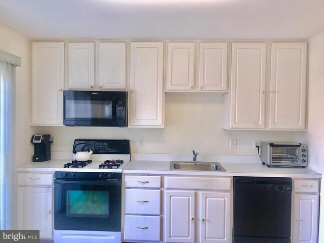 Building Photo - 2604 Delancey Way
