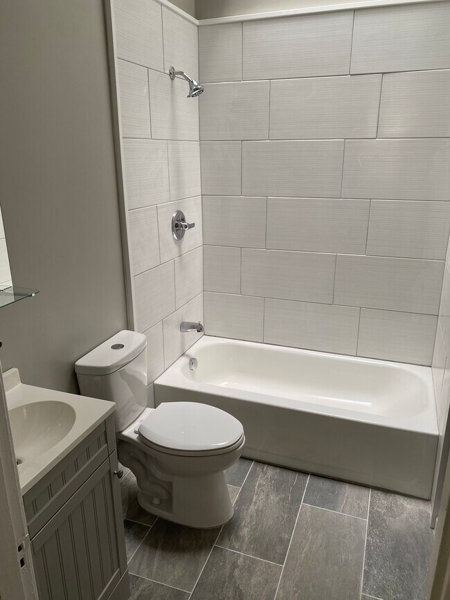 Building Photo - 24 Sterrett Ave