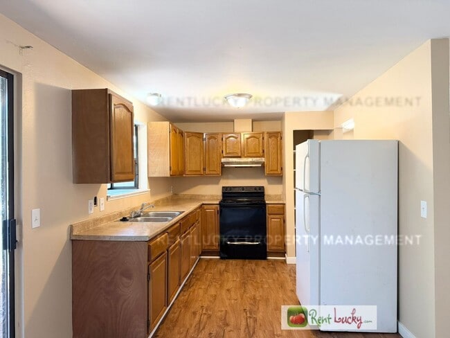 Building Photo - 2516 S 284th St
