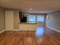 Building Photo - 2854 W Sylvania Ave