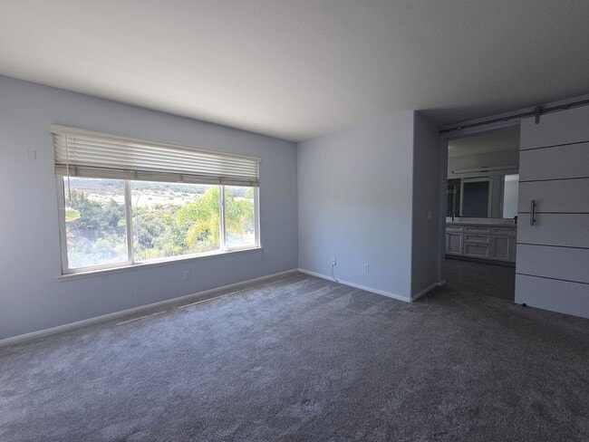 Building Photo - Gorgeous Upgraded Sabre Springs Home