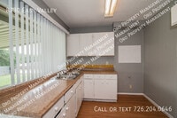 Building Photo - 8730 Easy Valley St