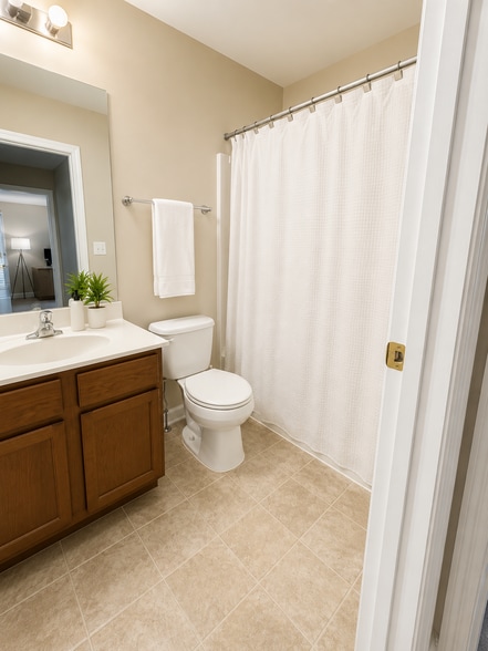 Building Photo - 5571 Wavecrest Cir