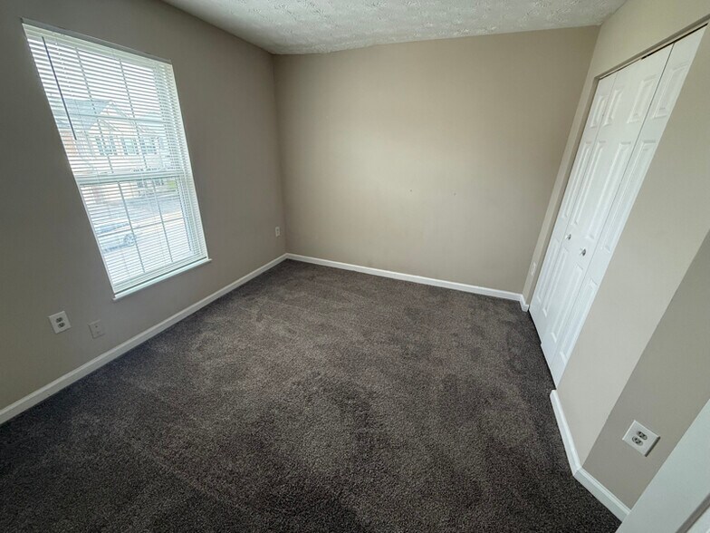 Building Photo - 315 Timberbrook Ct