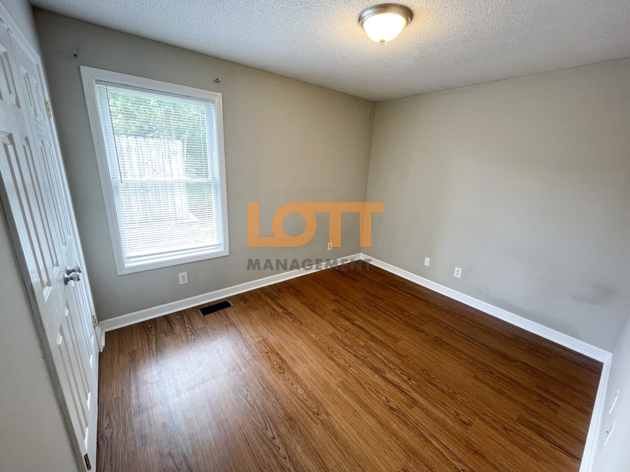 Building Photo - 101 Northview Dr