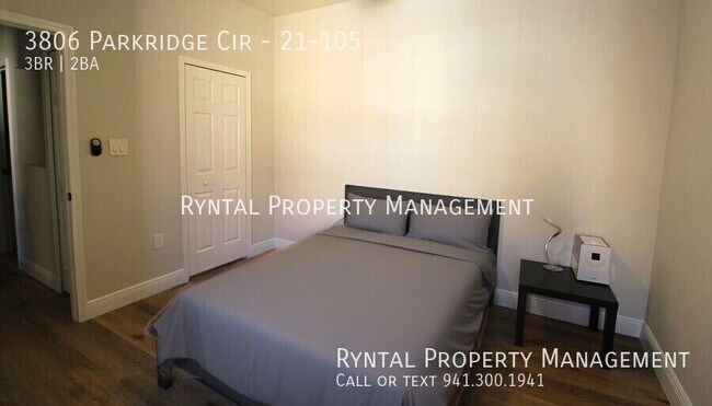 Building Photo - 3806 Parkridge Cir