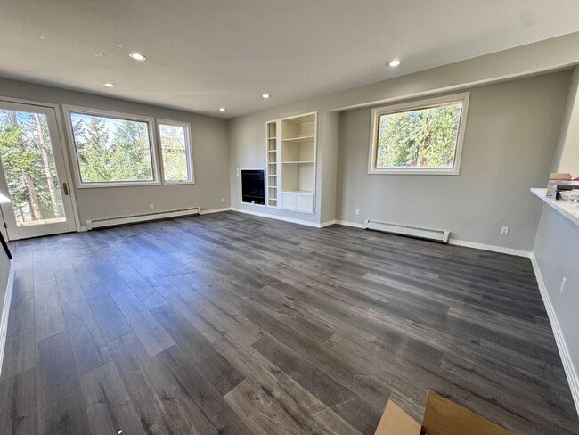Building Photo - 1 SouthFace Drive-