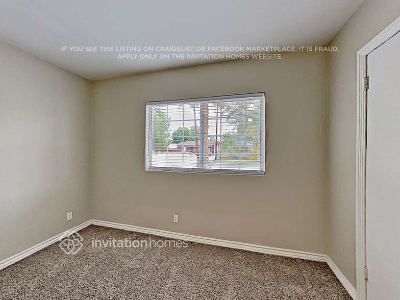 Building Photo - 8005 Quartz Ave