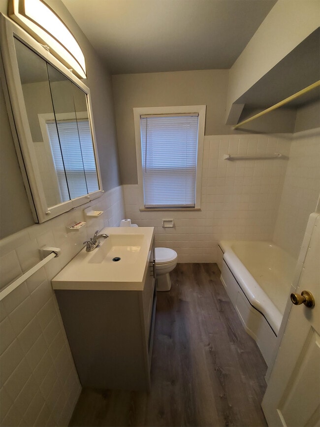 Building Photo - 8224 Riverdale St