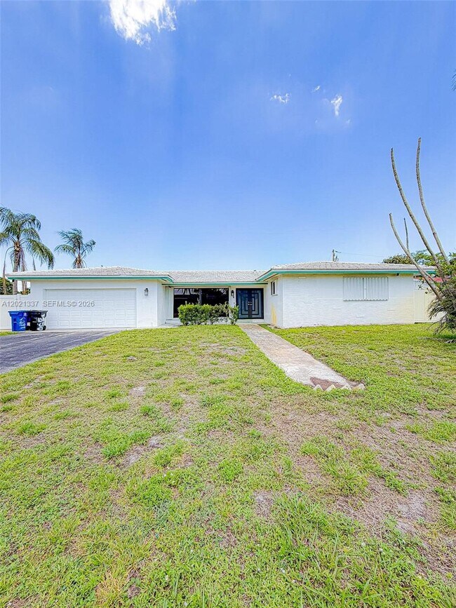 Building Photo - 1650 NW 26th Terrace
