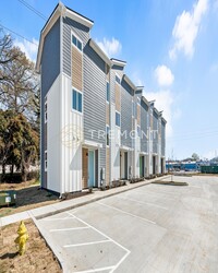 Building Photo - 1232 J Andrews Pl