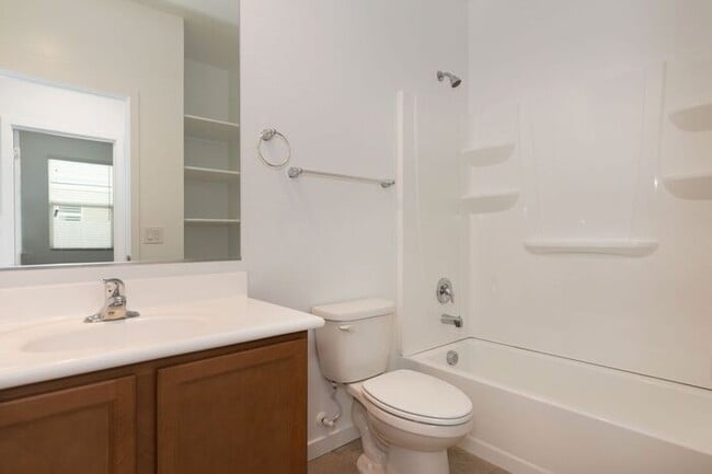 Building Photo - Comfortable living in a quiet neighborhood