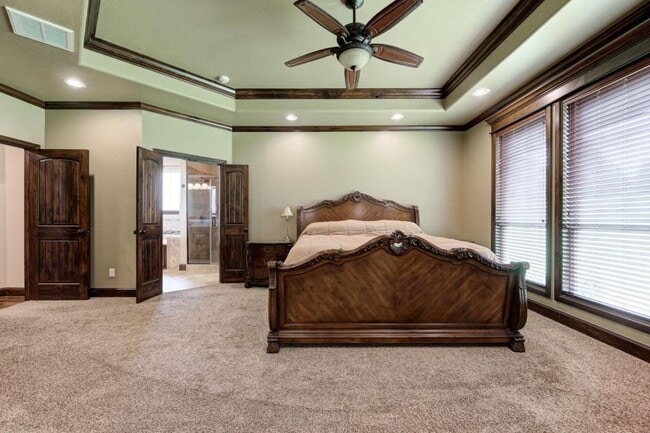 Building Photo - 22090 White Pine Cir