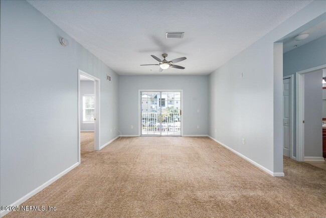 Building Photo - 8227 Lobster Bay Ct