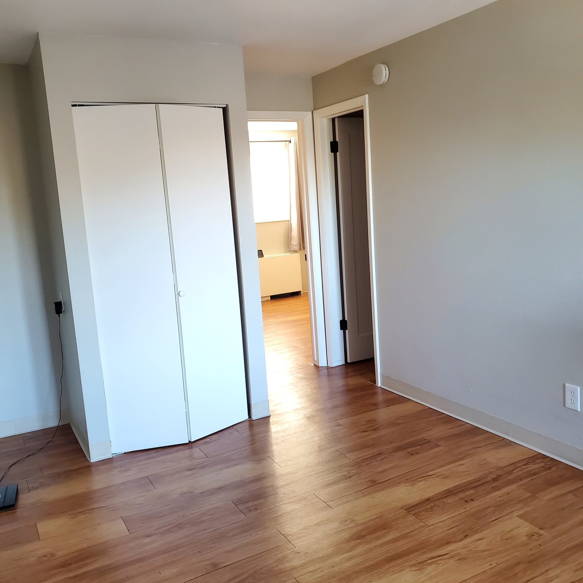 Living room - 3161 Madison Ave