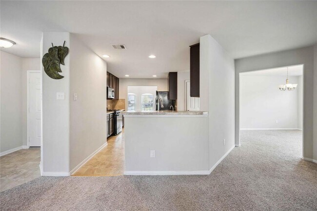 Building Photo - 21103 Fox Burrow Trail