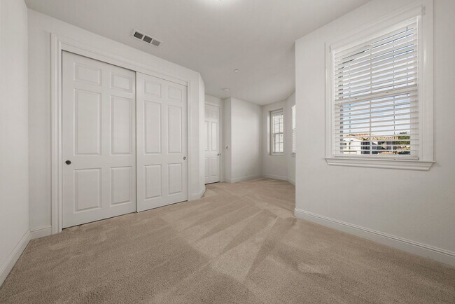 Building Photo - 7585 Mindy Mae Ln