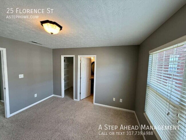 Building Photo - 25 Florence St