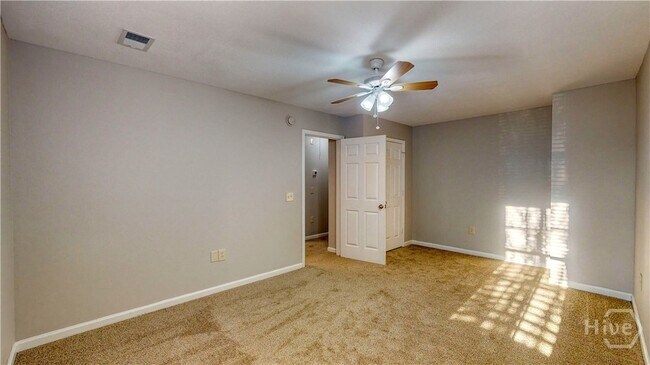 Building Photo - 5028 Winfield Dr