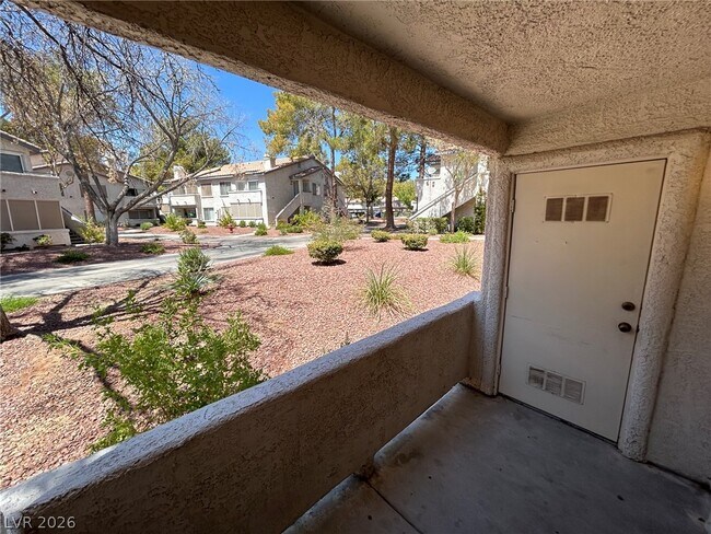 Building Photo - 3065 Casey Dr
