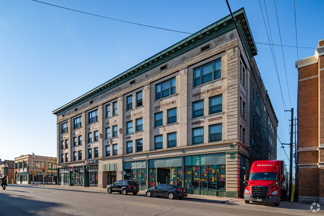 Building Photo - 601-615 W Historic Mitchell St