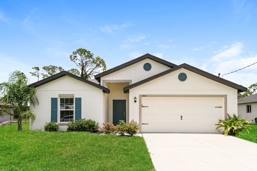 Primary Photo - 2534 Atwater Dr