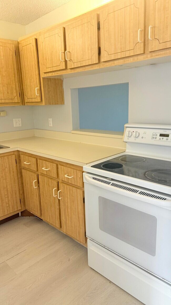 Building Photo - 2828 Casita Way