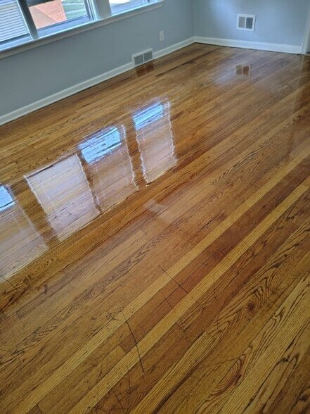 Building Photo - 1709 B St