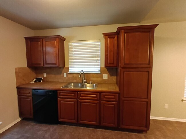 Building Photo - 2432 NW 197th St