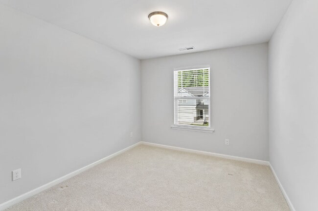 Building Photo - Modern 2023 Build | 2,200+ Sq Ft | Main-Level Primary | Loft + 2-Car Garage | Cul-De-Sac Lot